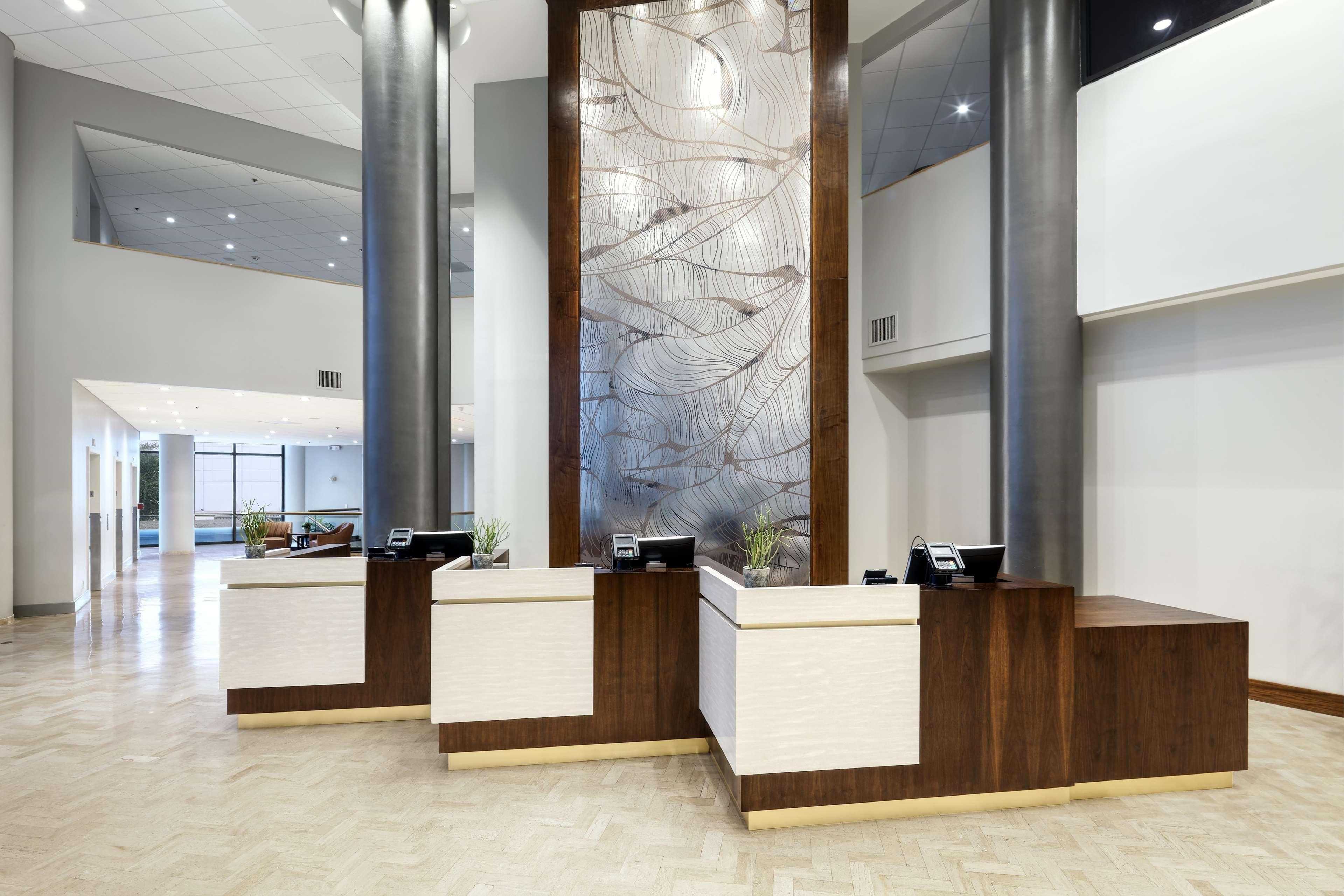 Doubletree By Hilton Dallas Near The Galleria Addison Exterior photo