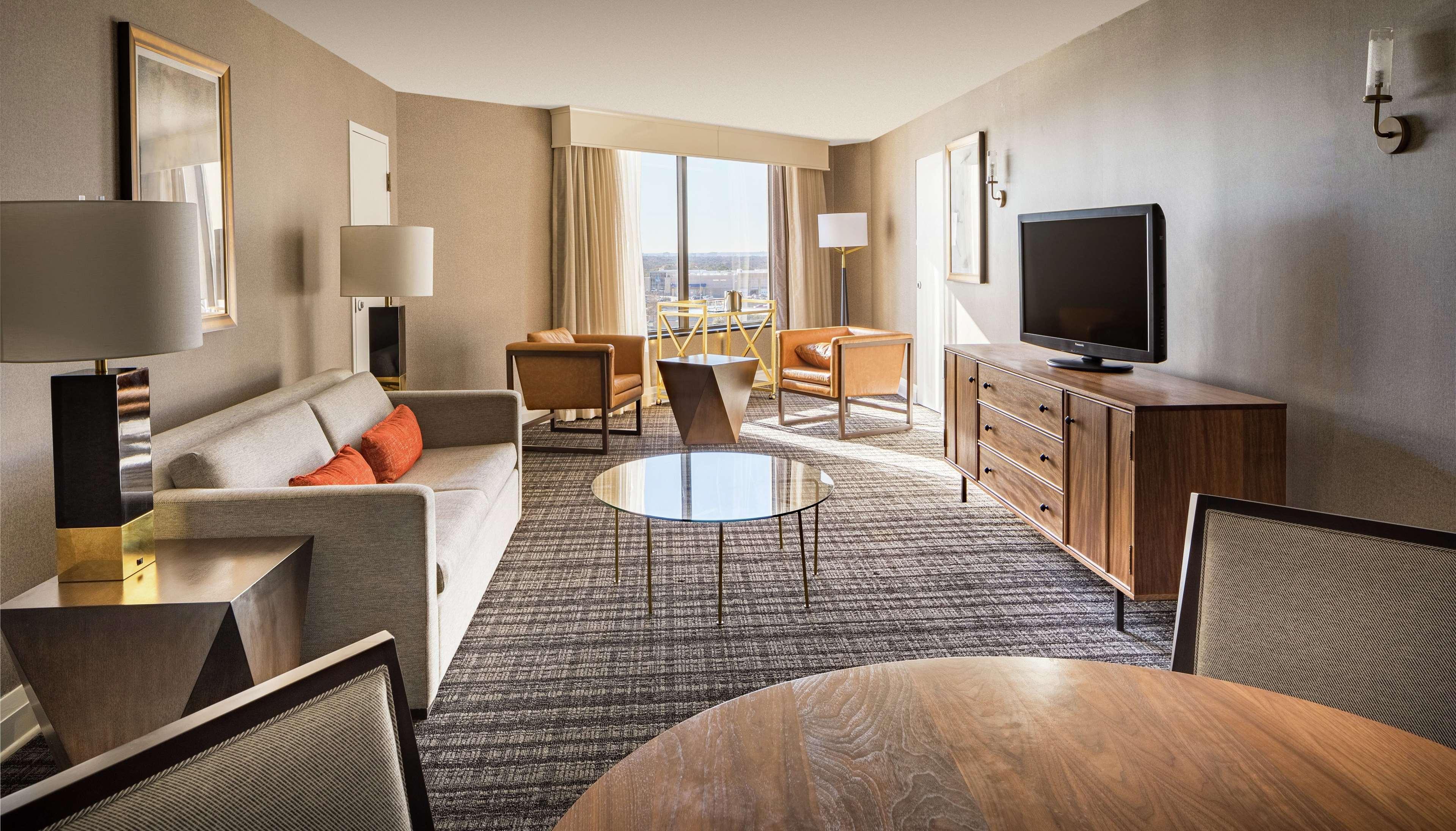 Doubletree By Hilton Dallas Near The Galleria Addison Exterior photo